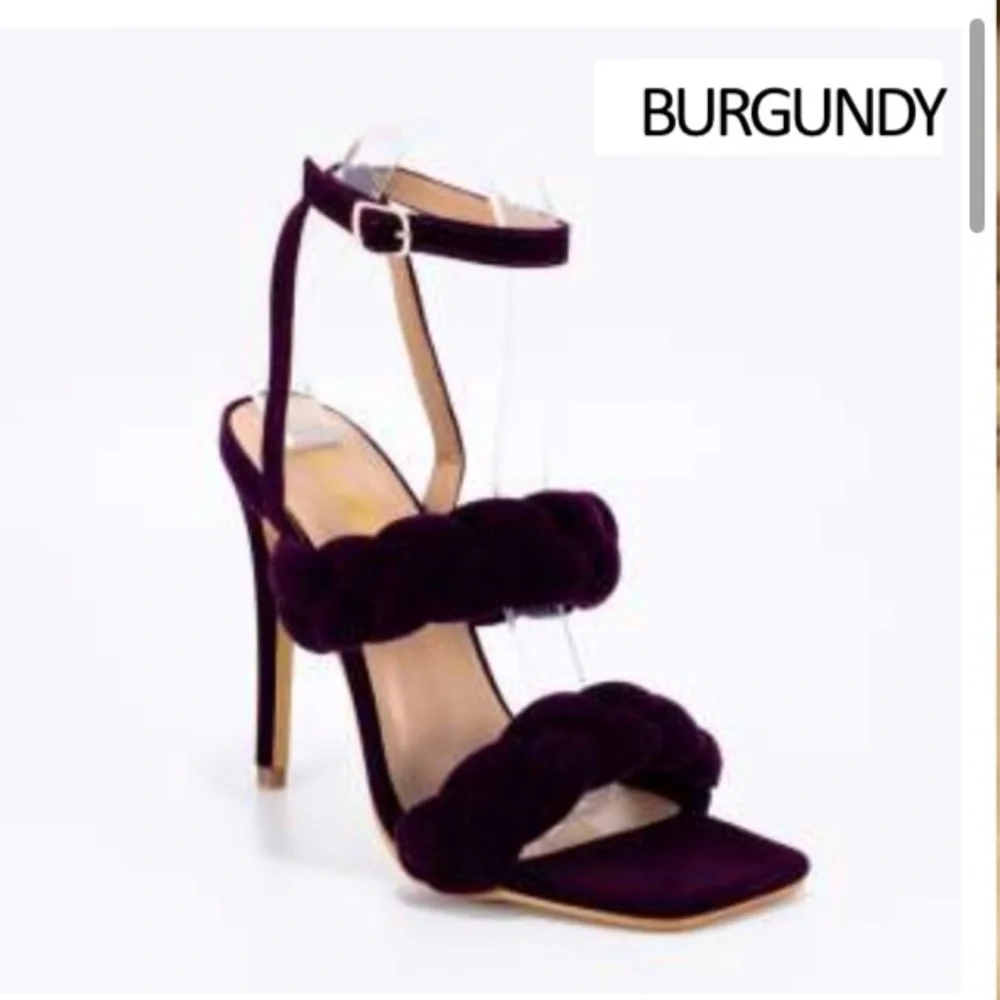 Burgundy velour braided heel - Picture 4 of 4